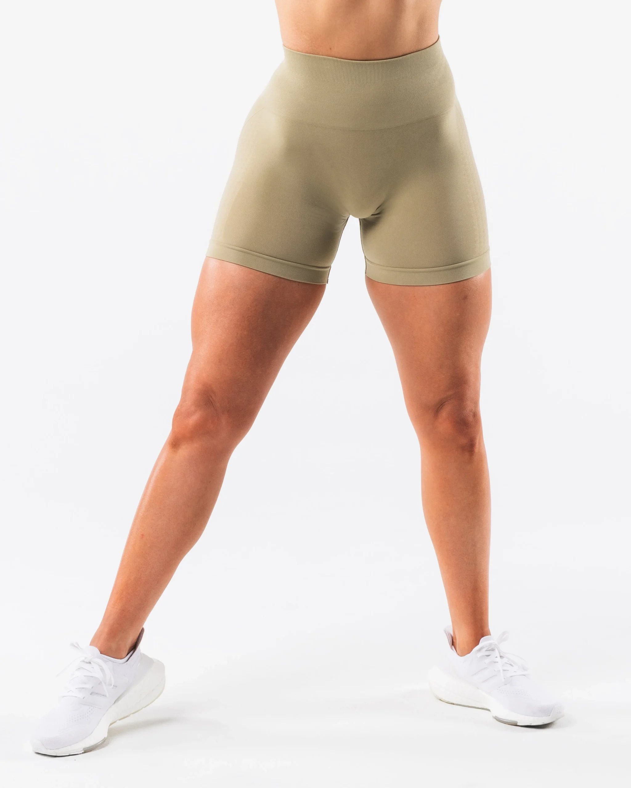 Online Amplify Contour Short 5" Women Shorts