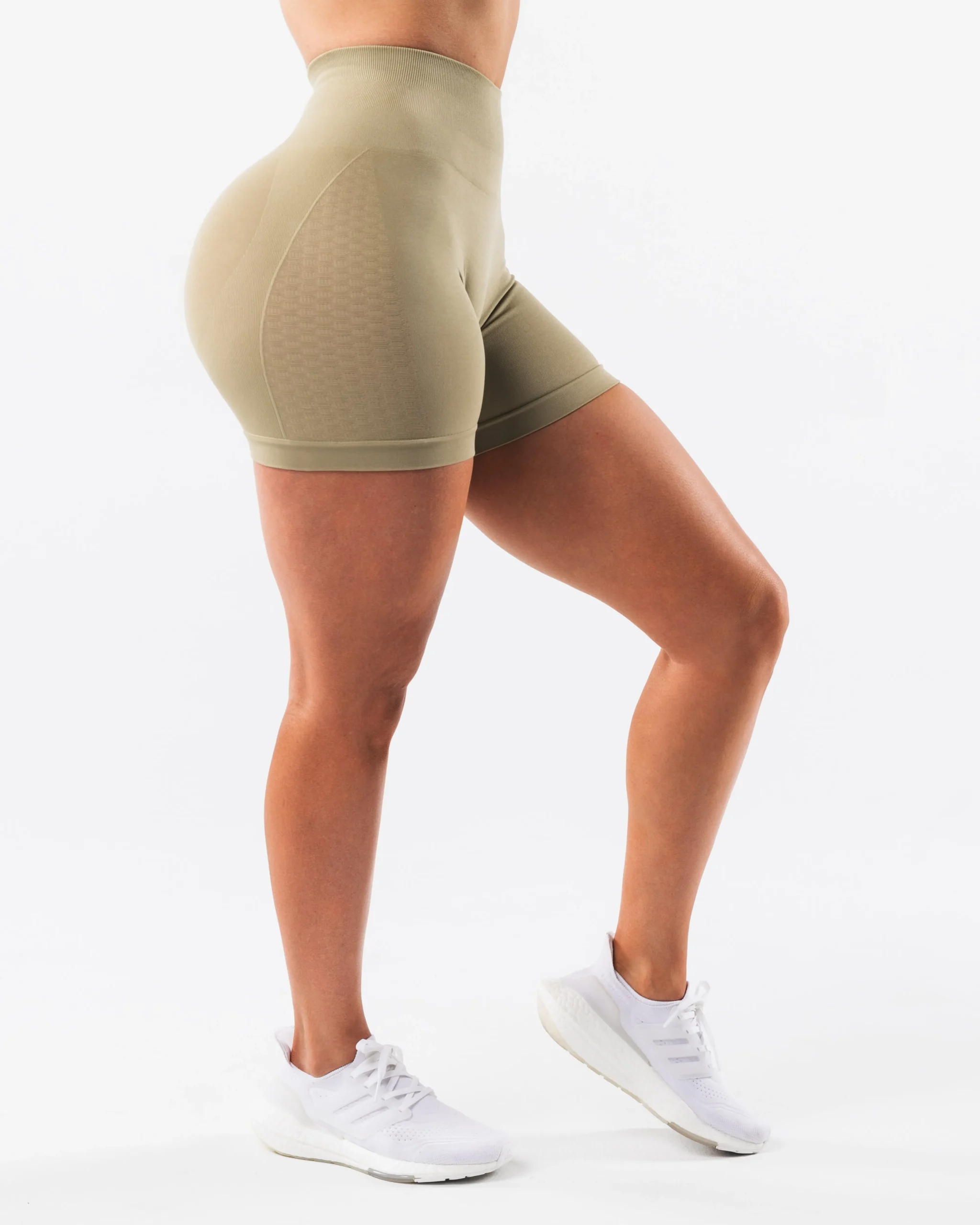 Online Amplify Contour Short 5" Women Shorts