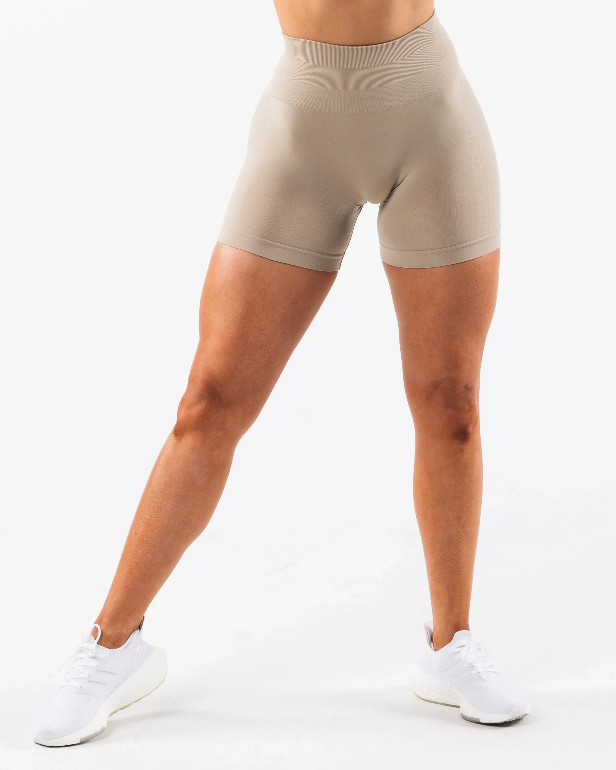 Online Amplify Contour Short 5" Women Shorts