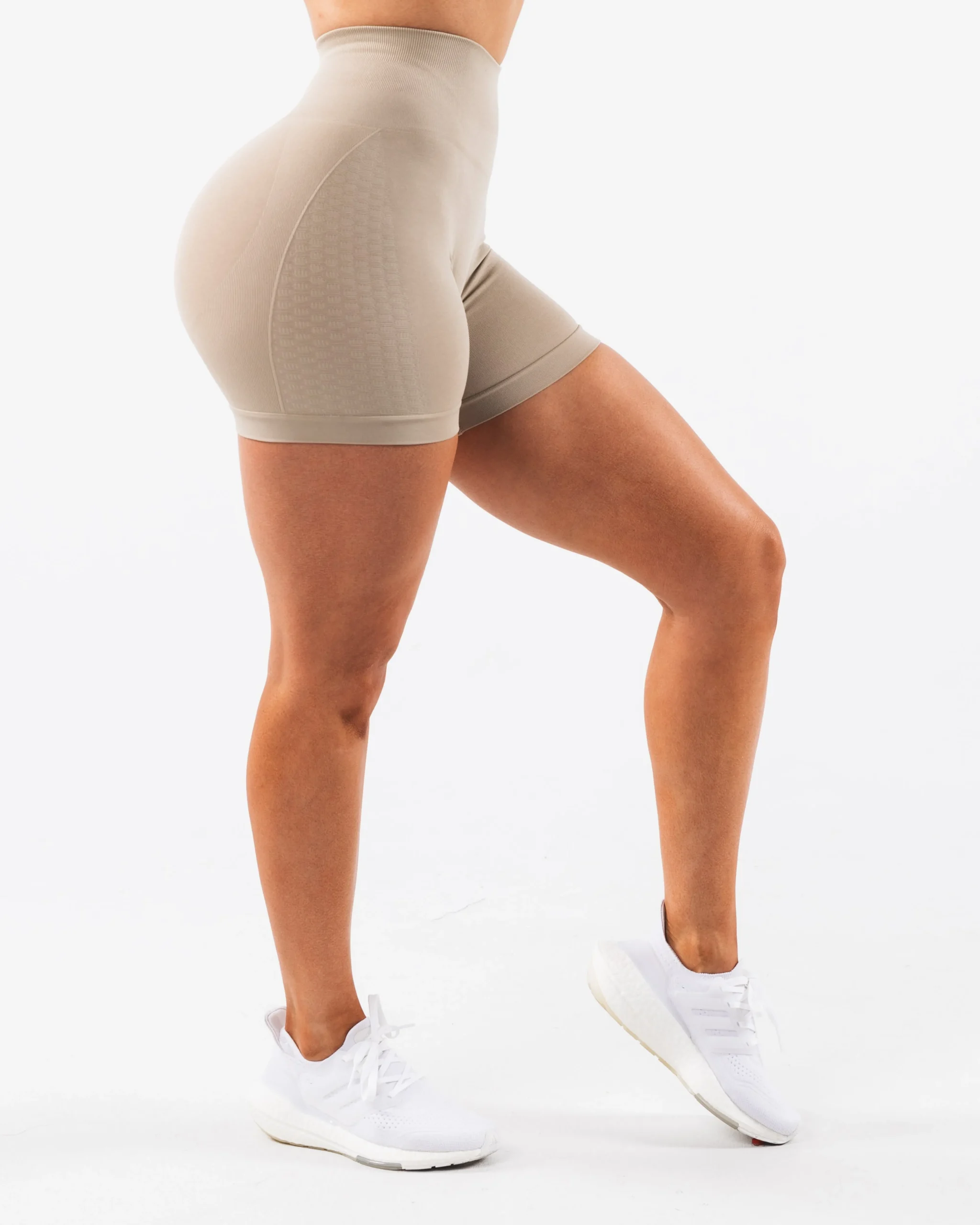 Online Amplify Contour Short 5" Women Shorts