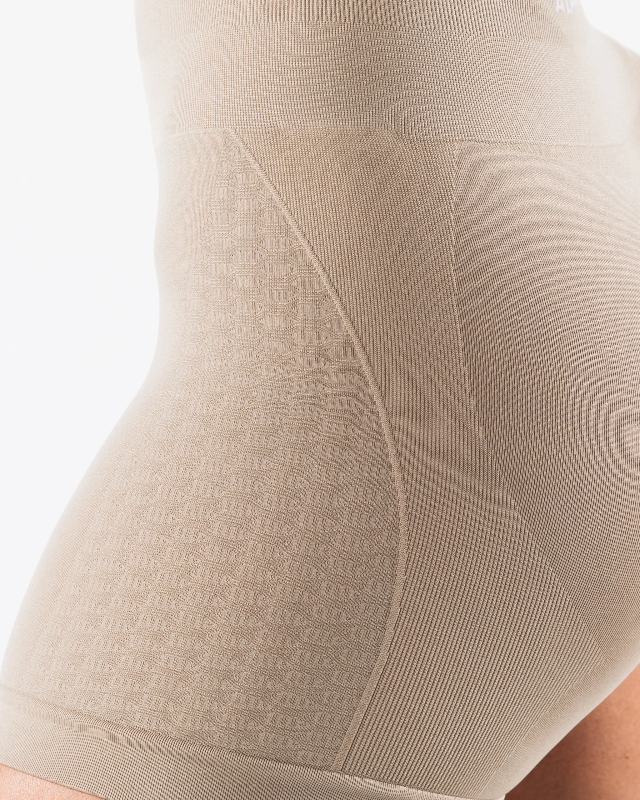 Online Amplify Contour Short 5" Women Shorts