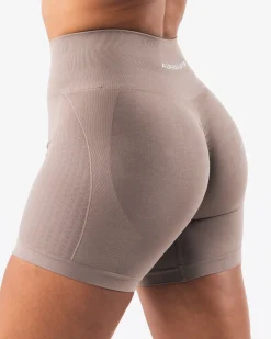 Hot Amplify Contour Short 5