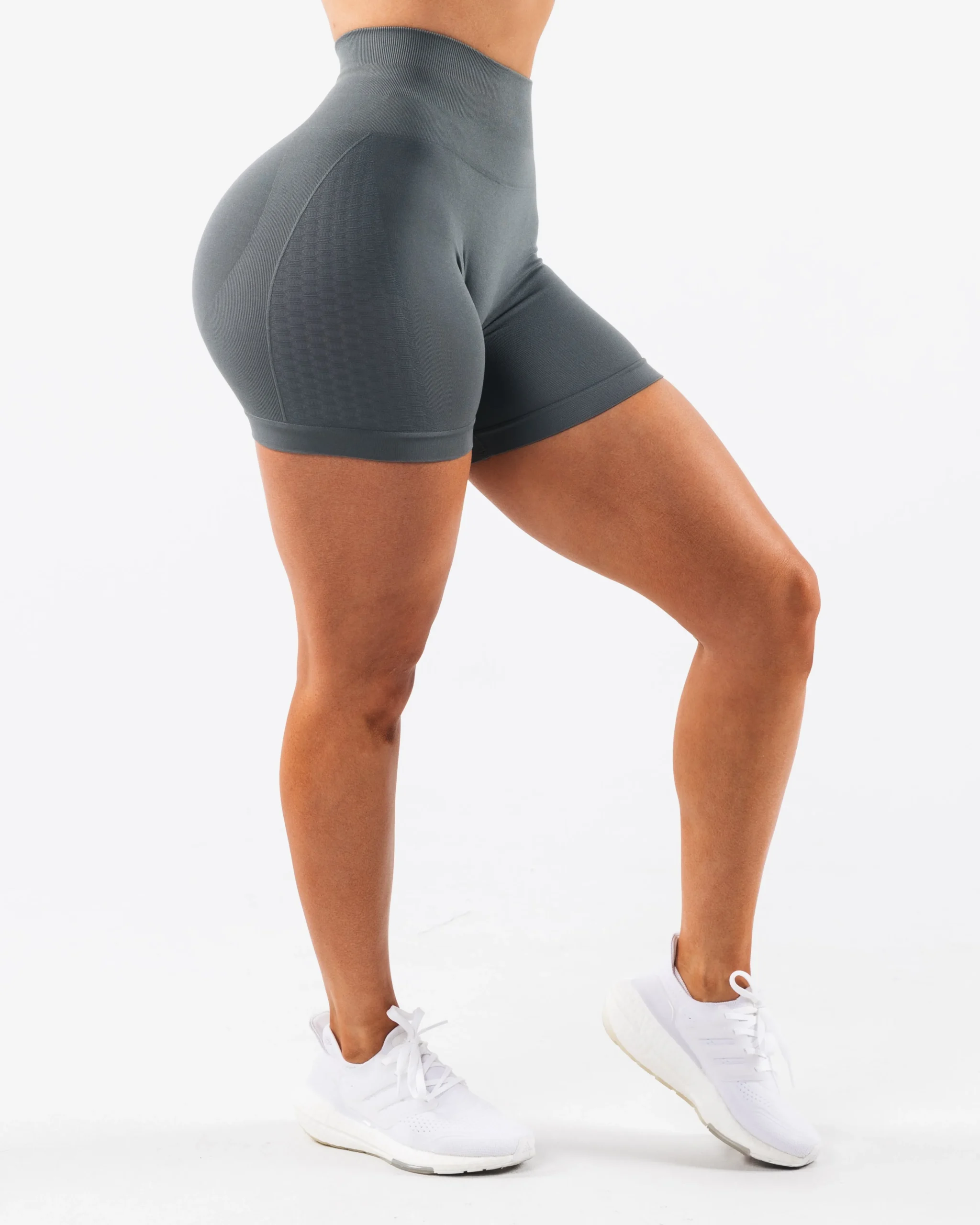 Clearance Amplify Contour Short 5" Women Shorts