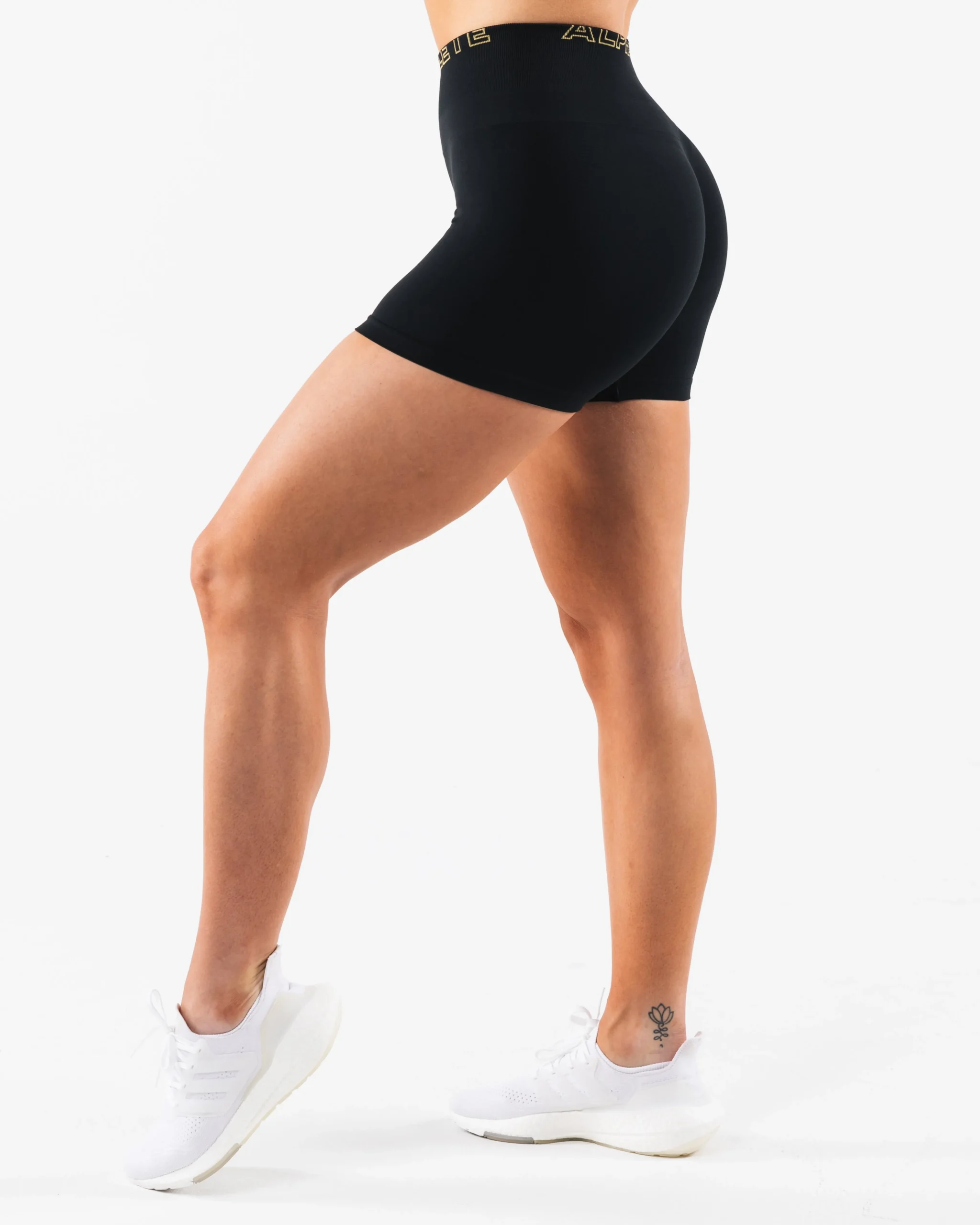 Sale Amplify Gravity Short Women Shorts