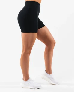Fashion Amplify Gravity Short Women Shorts