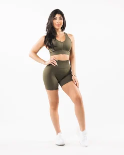 Online Amplify Short 4.5" Women Shorts