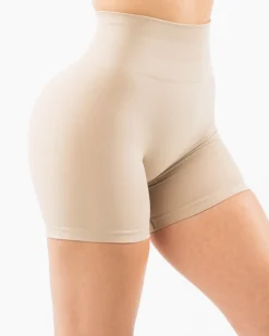 Best Amplify Short 4.5