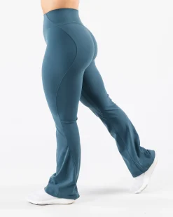 Discount Aura Flared Pant Women Leggings