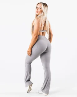 Hot Aura Flared Pant Women Leggings