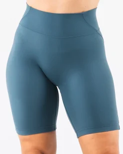 Best Aura Short 9" Women Shorts
