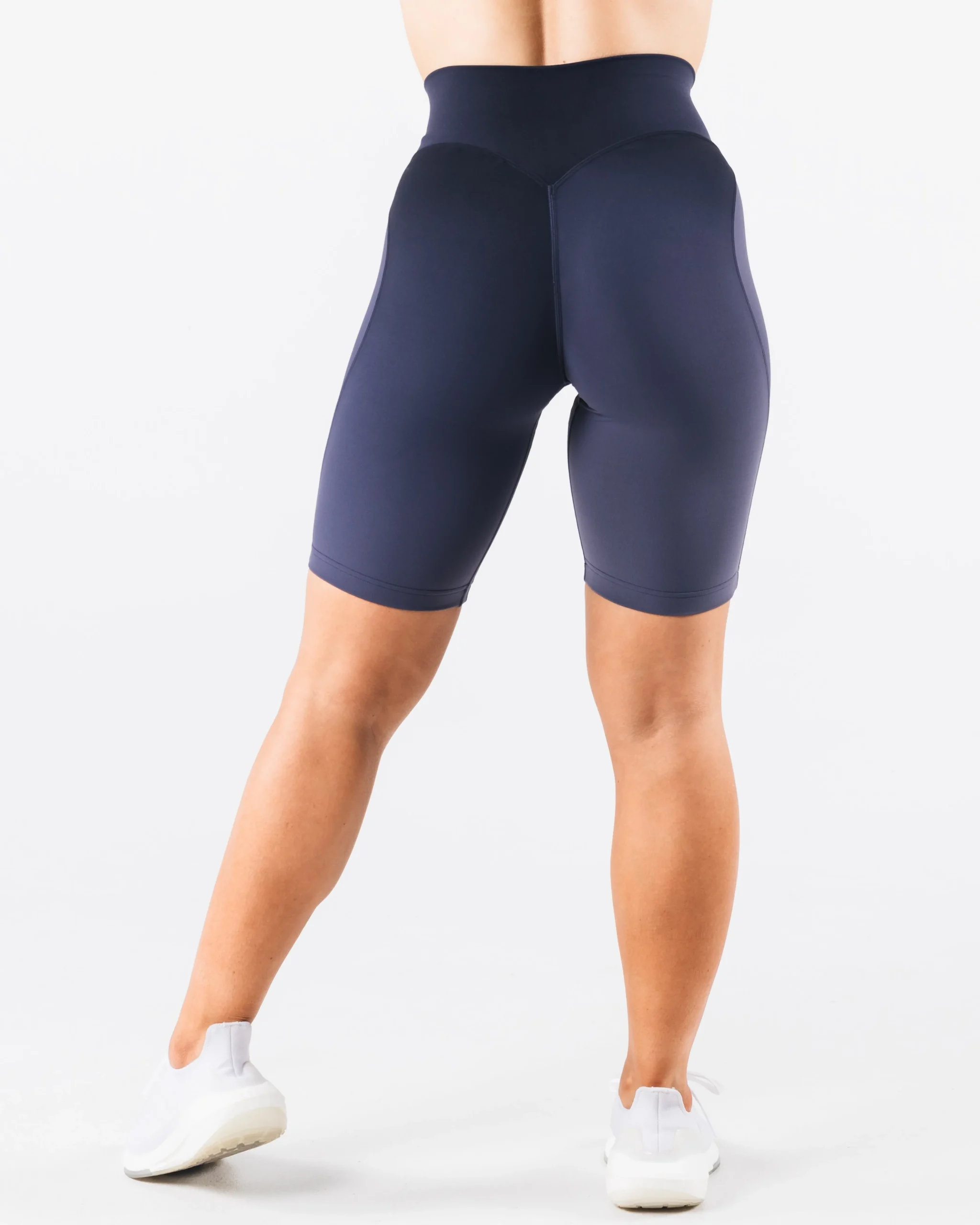 Online Aura Short 9" Women Shorts