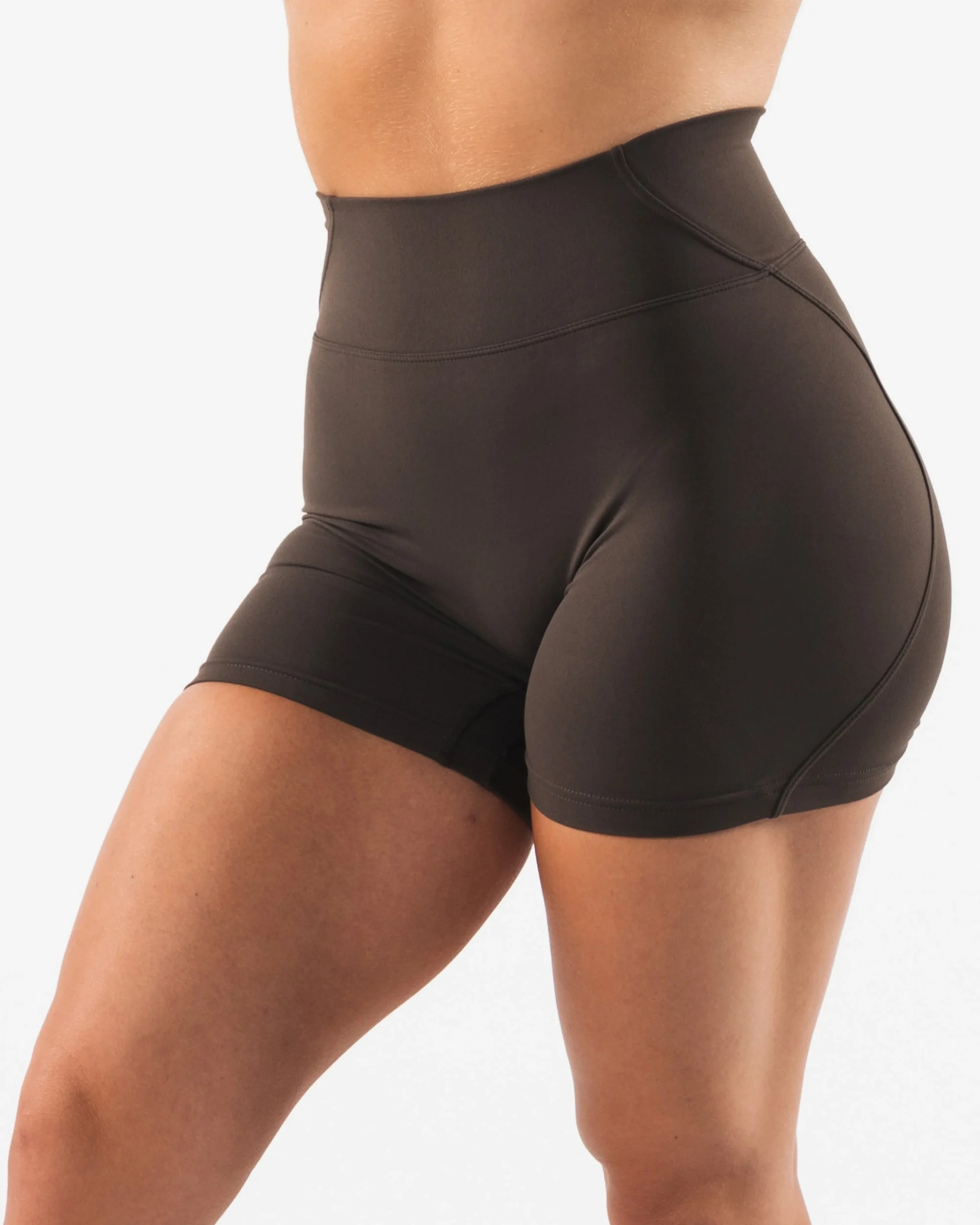 Sale Aura Short 5" Women Shorts