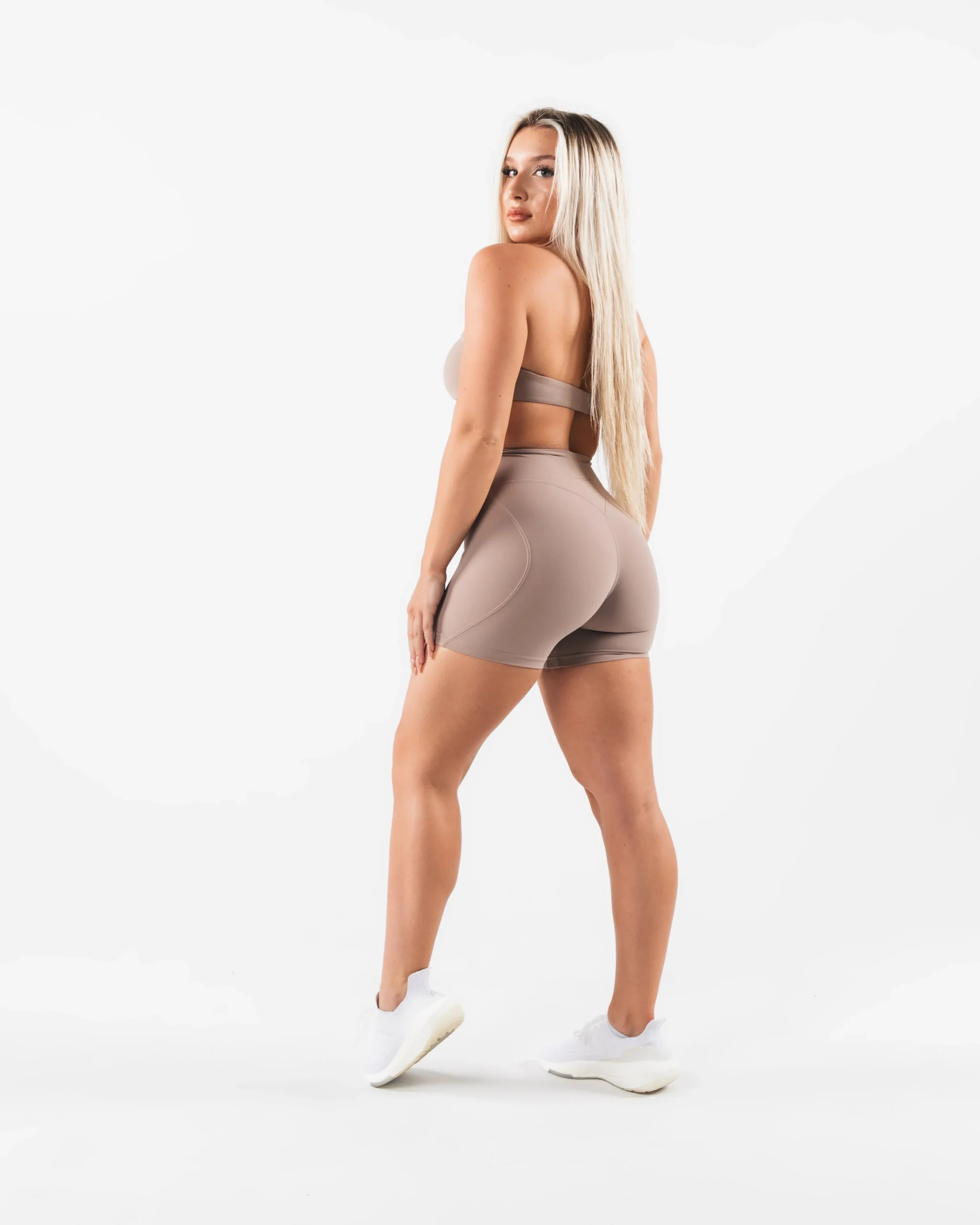 New Aura Short 5" Women Shorts