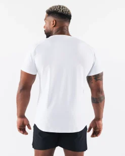 Outlet Core Tee T-shirts