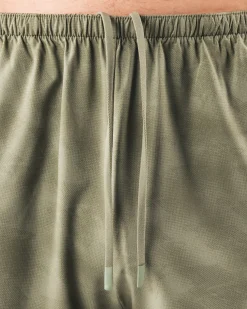 Discount Dynamic Short Shorts