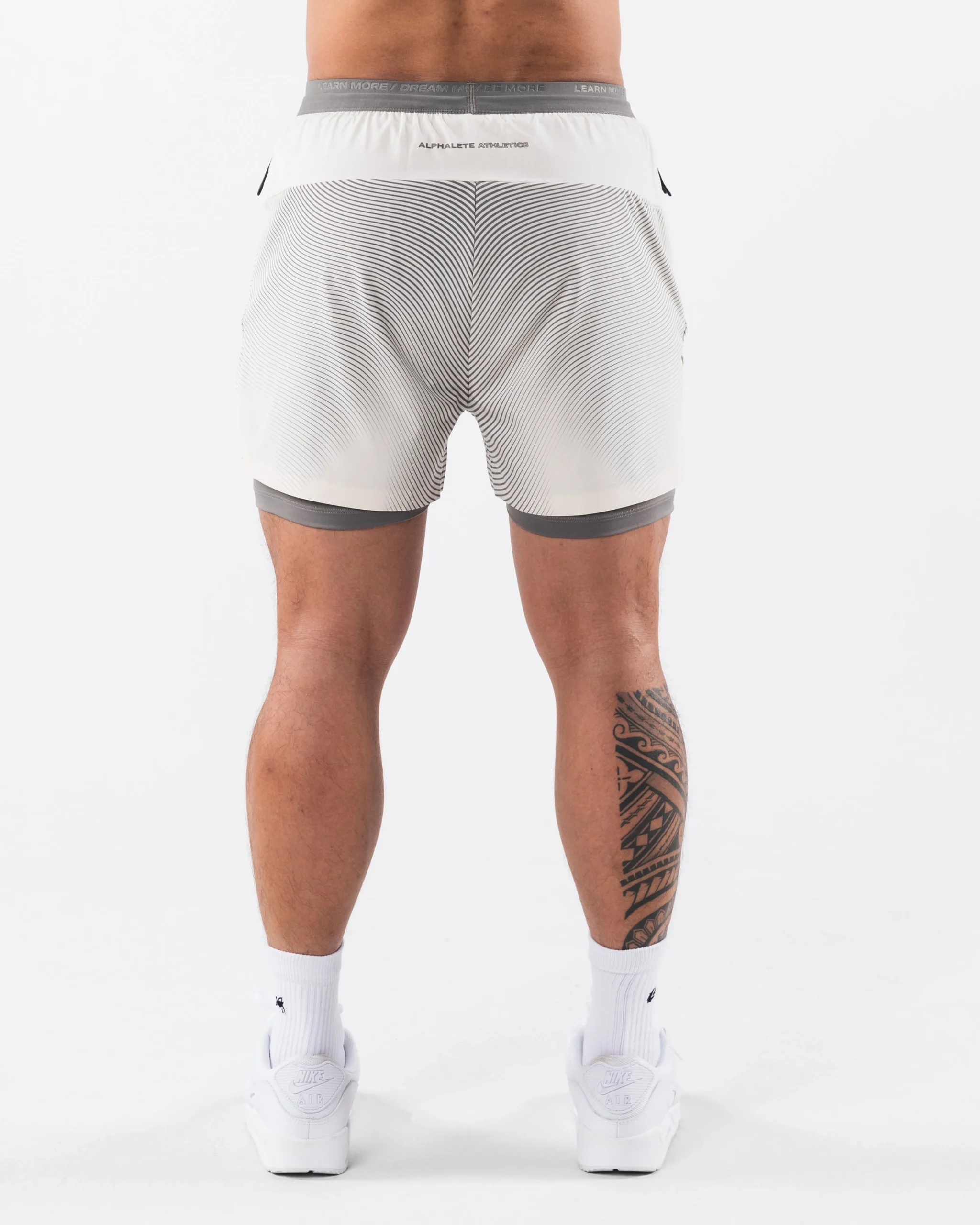 Outlet Elite Swift Short 5" Shorts