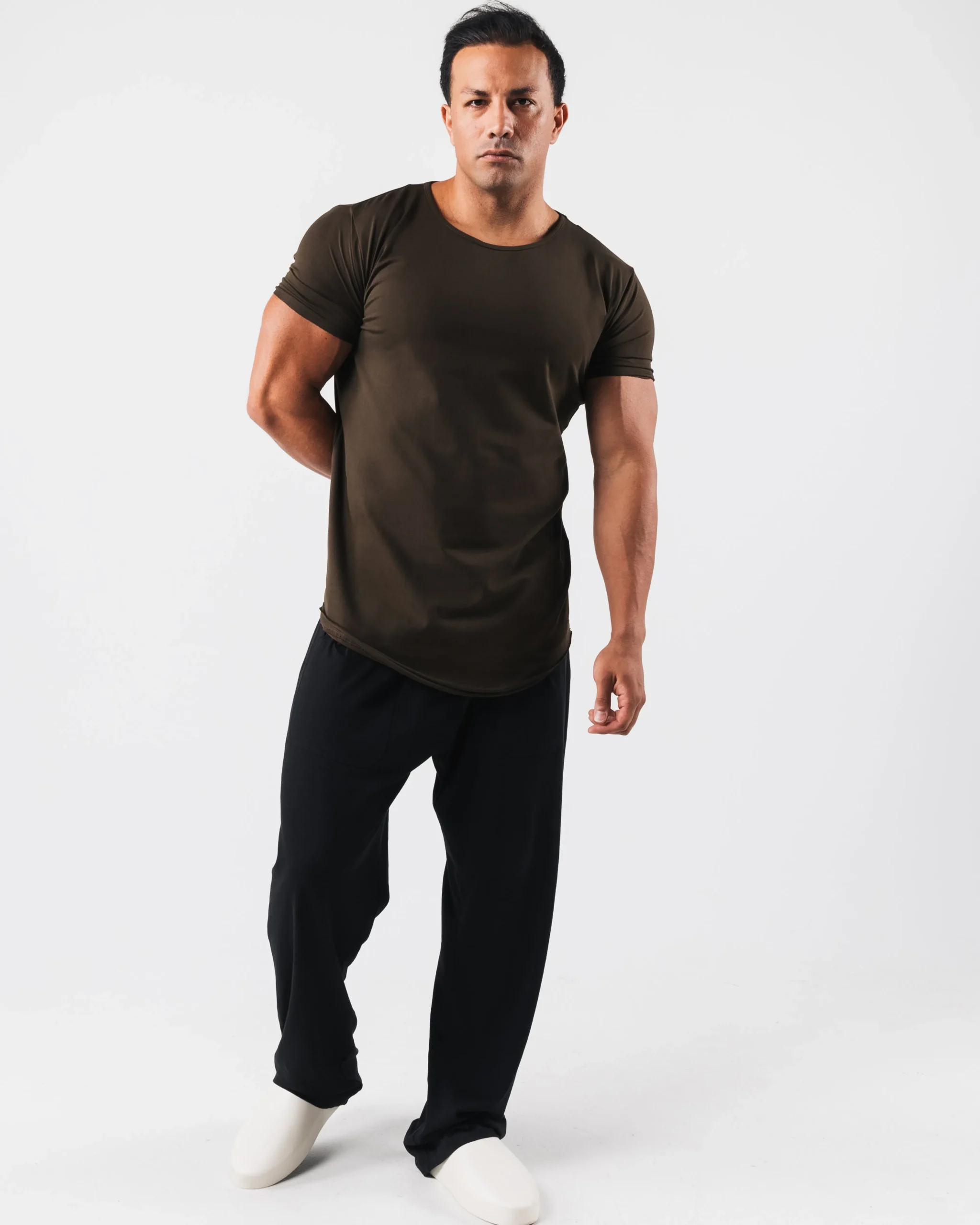New Essential Scoop Neck T-shirts