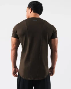 New Essential Scoop Neck T-shirts