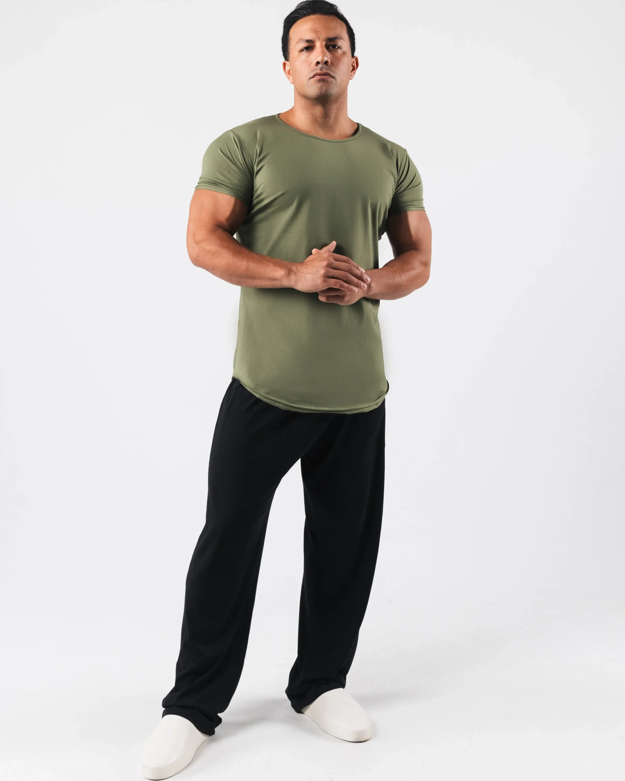 Discount Essential Scoop Neck T-shirts