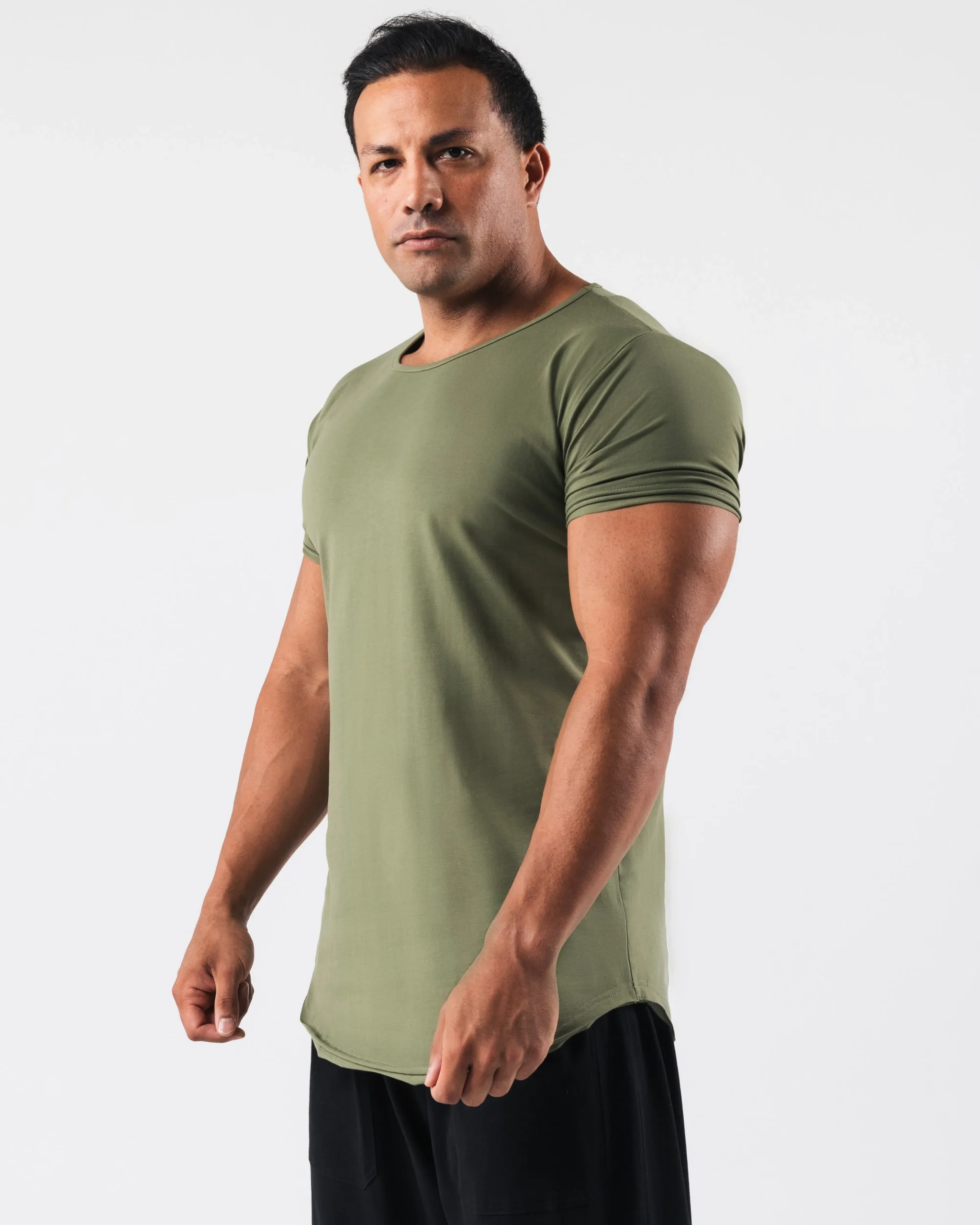 Discount Essential Scoop Neck T-shirts