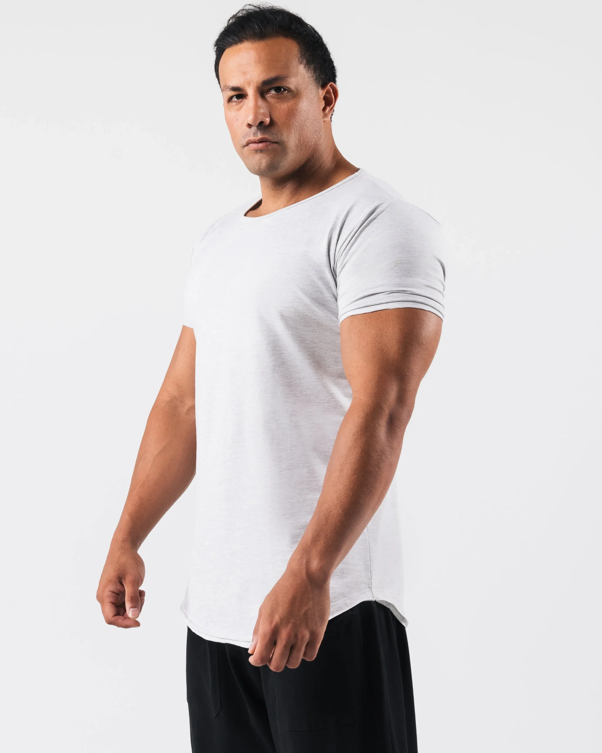 Discount Essential Scoop Neck T-shirts