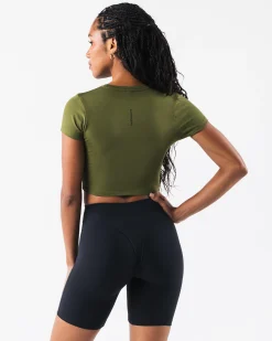 Sale OT Crop Tee Women T-shirts & Crops