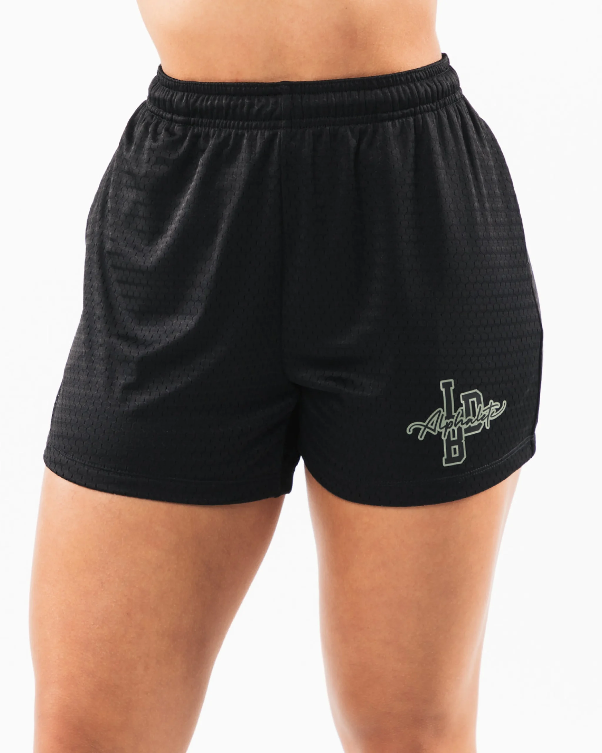 Sale Signature Mesh Short 4" Women Shorts