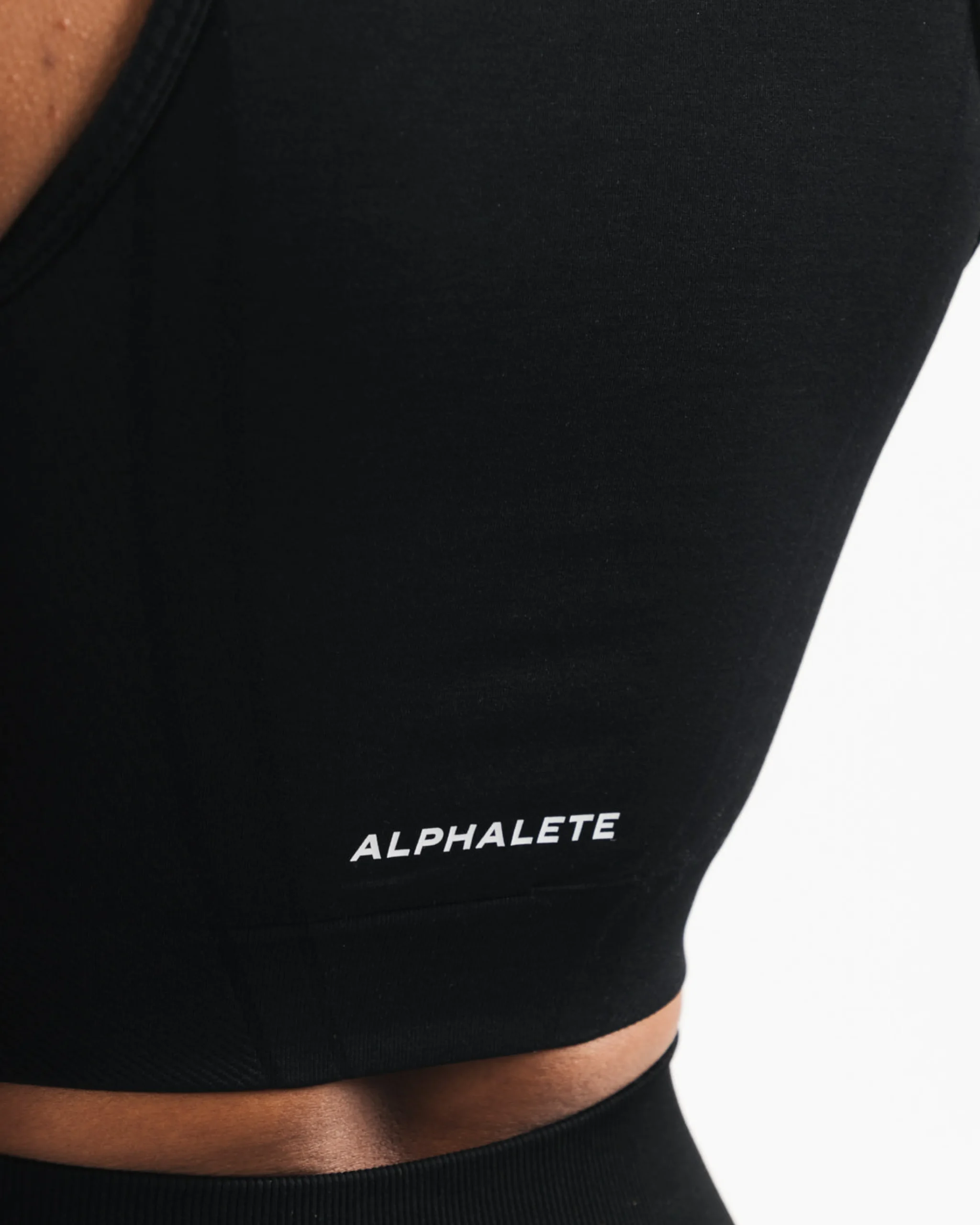 Online Stratus Crop Tank Women Tank Tops