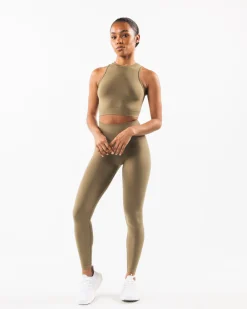 Online Stratus Crop Tank Women Tank Tops