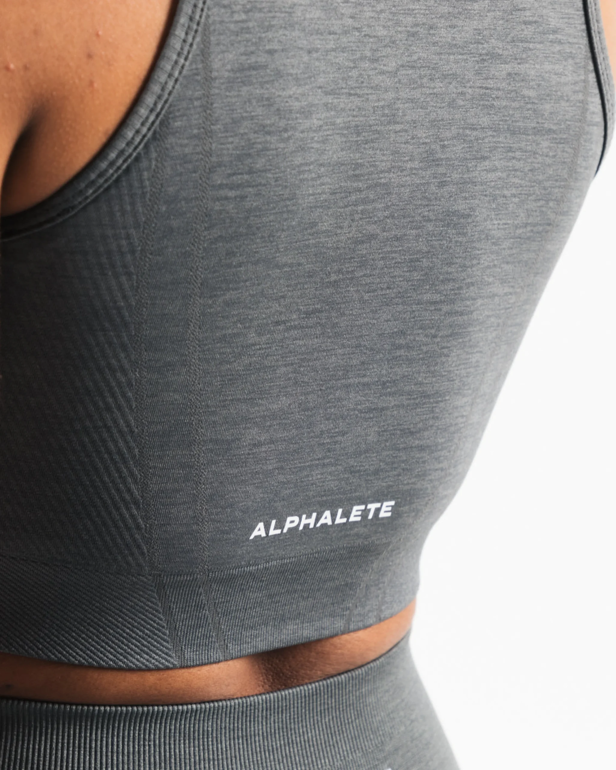 Outlet Stratus Crop Tank Women Tank Tops