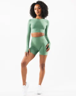 New Stratus LS Crop Women T-shirts & Crops