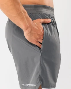Hot Studio Short 6