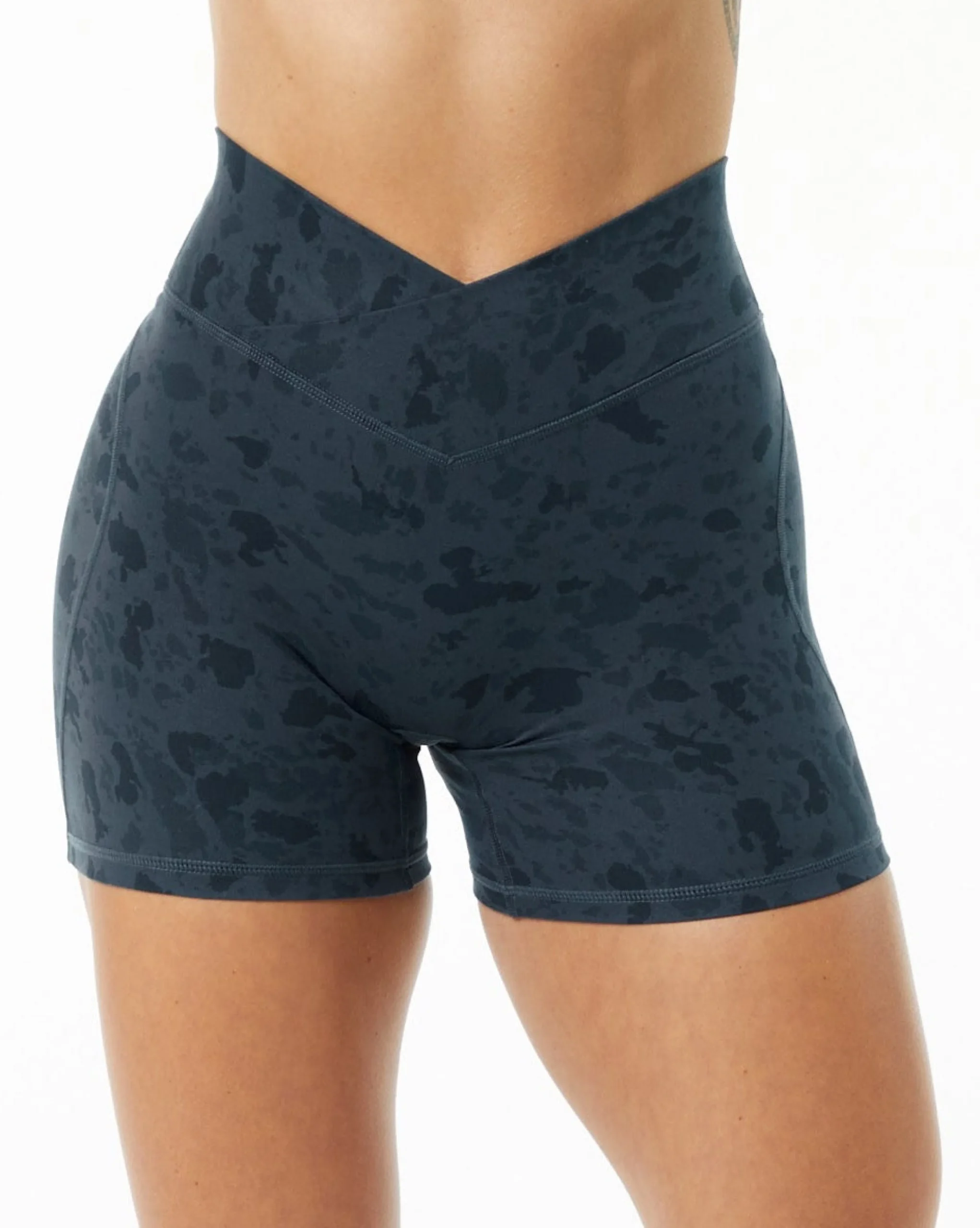 Clearance Surface Power Short 5" Women Shorts