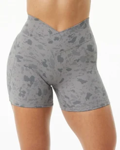 Sale Surface Power Short 5" Women Shorts
