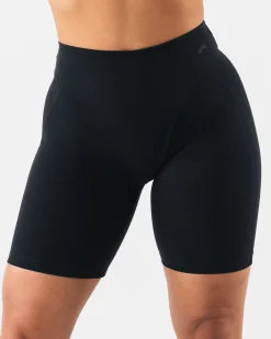 Best Tenacity Parker Biker Short 7u201d Women Shorts
