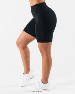 Best Tenacity Parker Biker Short 7u201d Women Shorts
