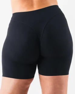 Best Tenacity Parker Biker Short 7u201d Women Shorts