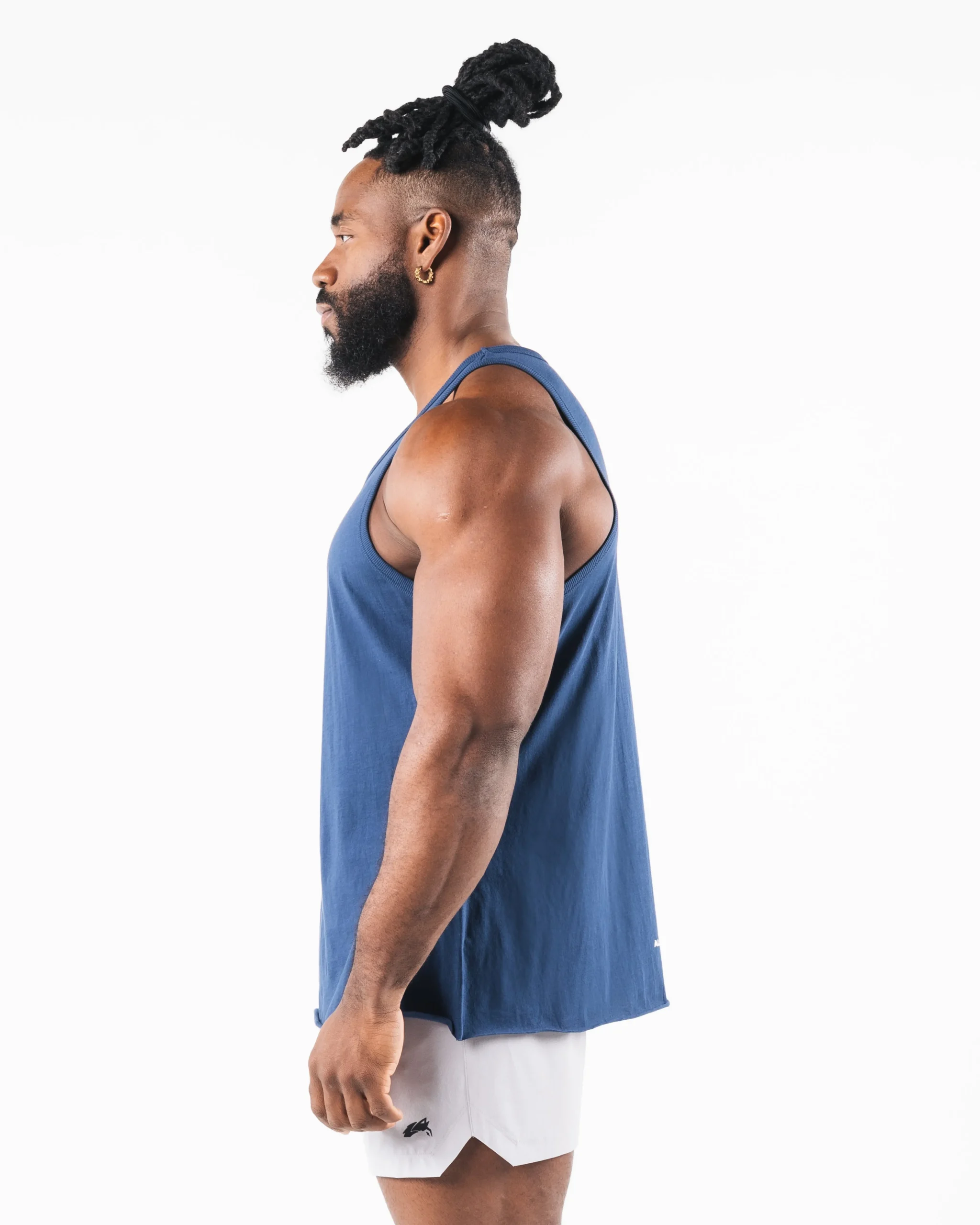 New Three Pillar Tank Tanks & Stringers