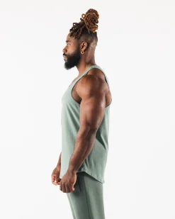 Online Wolf Head Tank Tanks & Stringers