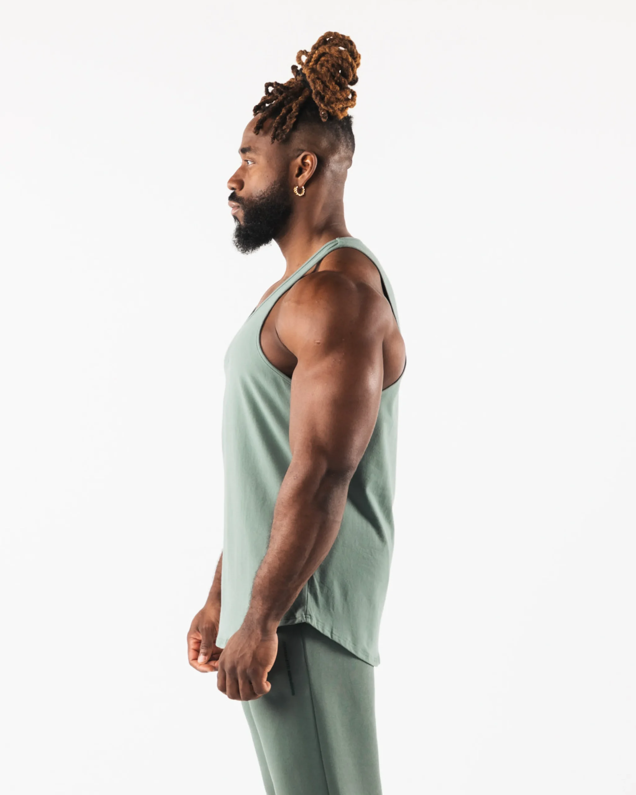 Online Wolf Head Tank Tanks & Stringers